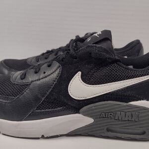 Nike Air Max Black White Sneakers